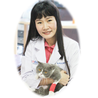 สพ.ญ.ปิโยรส โพธิพงศธร (หมอหมวย)